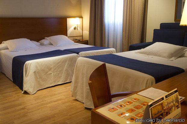 Rh Sorolla Centro Hotel
