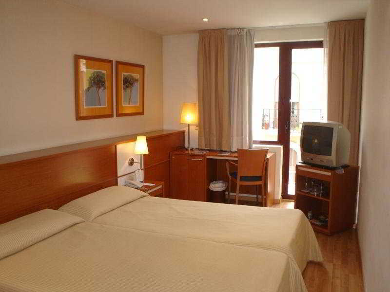 Hotel Rh Sorolla Centro 3*